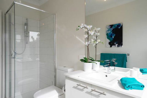 Marina Beach - Sunshine Coast Tourism 13