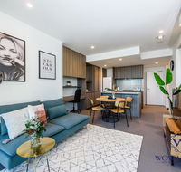 WOW Apartment on Victoria - Holiday Sunshine Coast