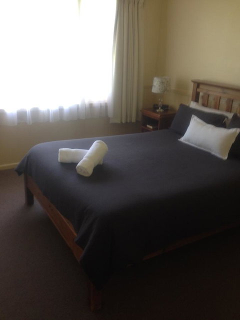 Viewhill Holiday Units - Sunshine Coast Tourism 9