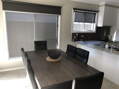 Luxury Abalina Cottages - Sunshine Coast Tourism 21
