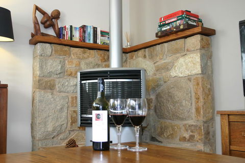 Luxury Abalina Cottages - Sunshine Coast Tourism 16