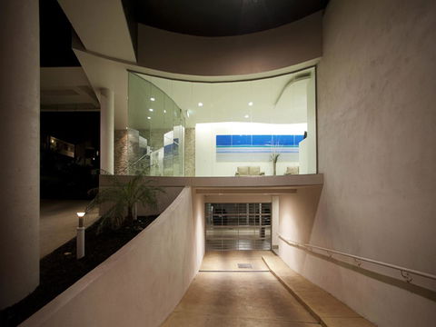 The Waves Apartments - Sunshine Coast Tourism 19