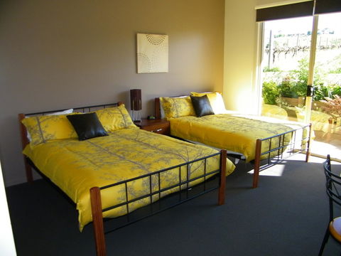 De\'Vine Escape - Sunshine Coast Tourism 2