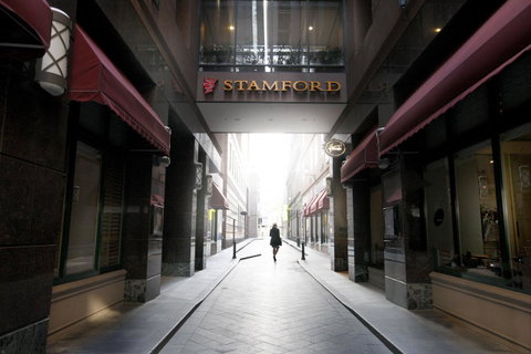 Stamford Plaza Melbourne - Holiday Sunshine Coast 6