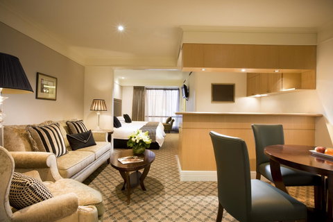 Stamford Plaza Melbourne - Holiday Sunshine Coast 1