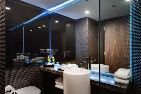 Stamford Plaza Melbourne - Holiday Sunshine Coast 38