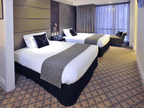 Stamford Plaza Melbourne - Holiday Sunshine Coast 28