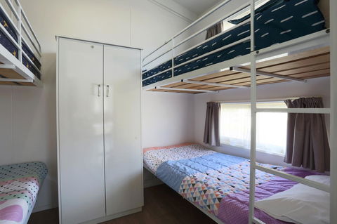 Kanasta Caravan Park - Sunshine Coast Tourism 34