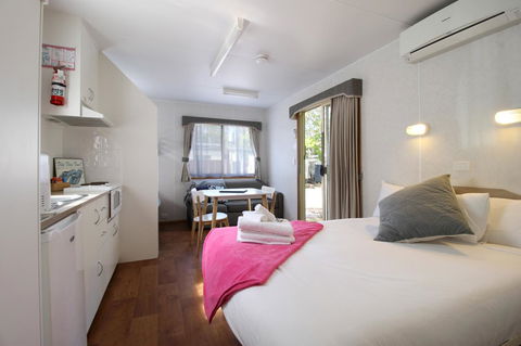 Kanasta Caravan Park - Sunshine Coast Tourism 22