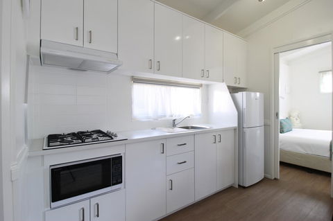 Kanasta Caravan Park - Sunshine Coast Tourism 30