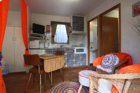 Kanasta Caravan Park - Sunshine Coast Tourism 40