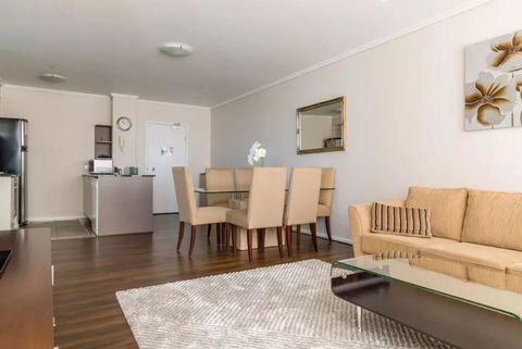 Apartment 88 - Holiday Sunshine Coast 12