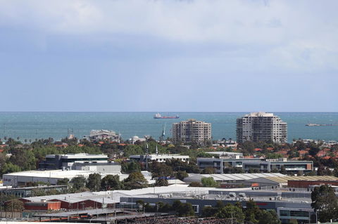 Pars Apartments - Collins Wharf Waterfront, Docklands - Sunshine Coast Tourism 7