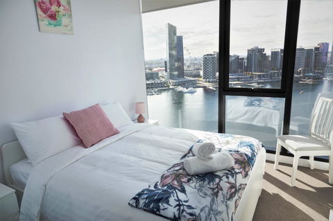 Pars Apartments - Collins Wharf Waterfront, Docklands - Sunshine Coast Tourism 17