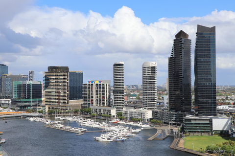 Pars Apartments - Collins Wharf Waterfront, Docklands - Sunshine Coast Tourism 11