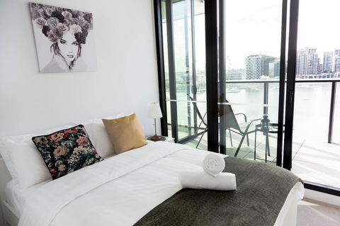 Pars Apartments - Collins Wharf Waterfront, Docklands - Sunshine Coast Tourism 25