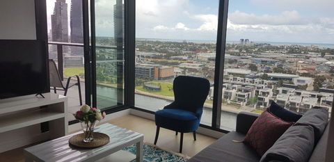 Pars Apartments - Collins Wharf Waterfront, Docklands - Sunshine Coast Tourism 9
