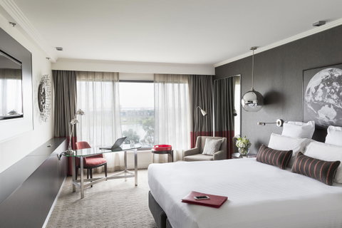 Pullman Melbourne Albert Park - Sunshine Coast Tourism 7