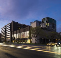 Pullman Melbourne Albert Park - Sunshine Coast Tourism