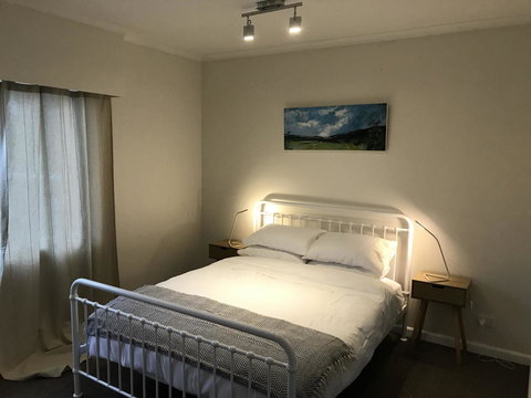 The Hill House - Sunshine Coast Tourism 9