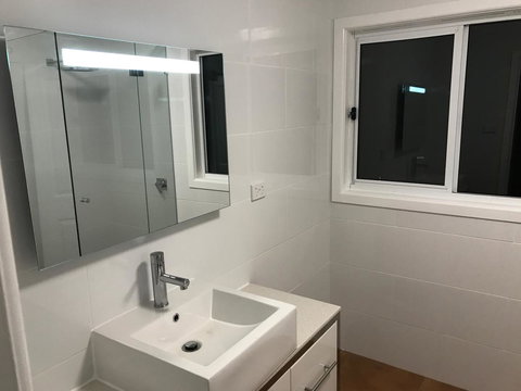 The Hill House - Sunshine Coast Tourism 11