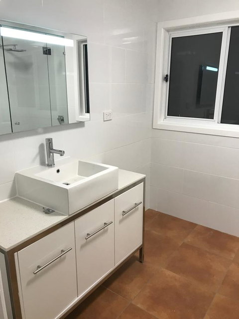 The Hill House - Sunshine Coast Tourism 8