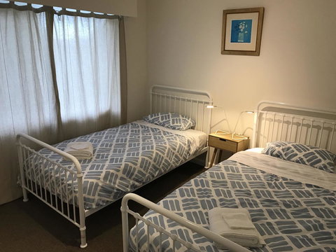 The Hill House - Sunshine Coast Tourism 10