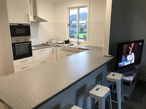 The Hill House - Sunshine Coast Tourism 14