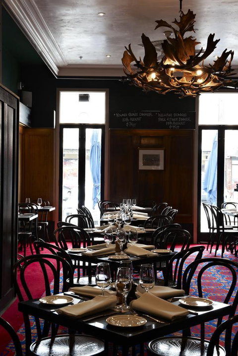 Middle Park Hotel - Sunshine Coast Tourism 22