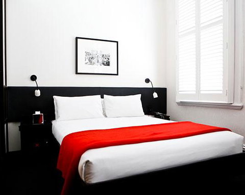 Middle Park Hotel - Sunshine Coast Tourism 3