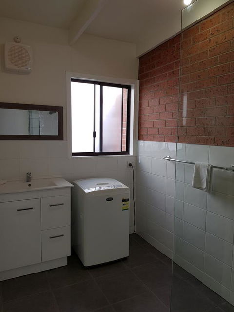 Beachcomber Holiday Units - Sunshine Coast Tourism 16
