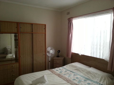 Beachcomber Holiday Units - Sunshine Coast Tourism 30
