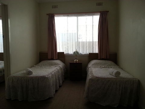 Beachcomber Holiday Units - Sunshine Coast Tourism 28