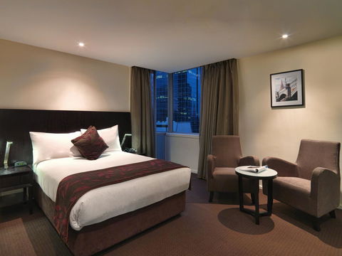 Hotel Grand Chancellor Melbourne - Holiday Sunshine Coast 14