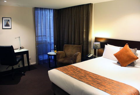 Hotel Grand Chancellor Melbourne - Holiday Sunshine Coast 16