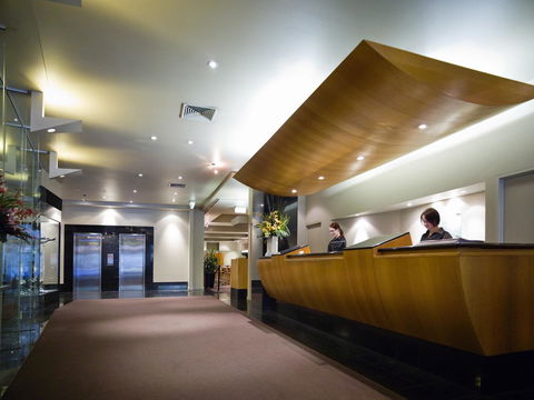 Hotel Grand Chancellor Melbourne - Holiday Sunshine Coast 3