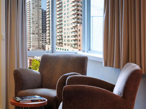 Hotel Grand Chancellor Melbourne - Holiday Sunshine Coast 22