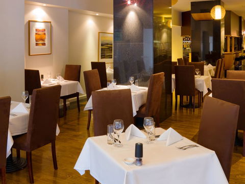 Hotel Grand Chancellor Melbourne - Holiday Sunshine Coast 34
