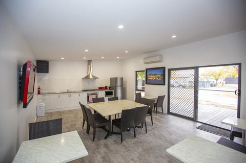 All Seasons Mildura Holiday Park - Sunshine Coast Tourism 6