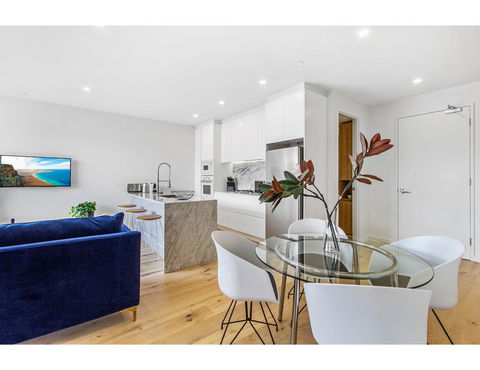Boutique Apartment In Quiet, Sought-after Suburb - Holiday Sunshine Coast 6