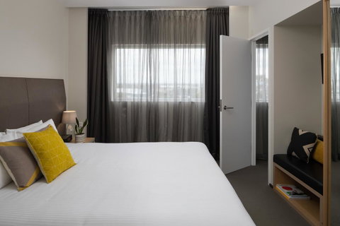 Atura Dandenong - Sunshine Coast Tourism 13