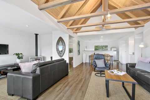 47 Baker Street - Sunshine Coast Tourism 12
