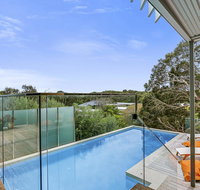 Lansdowne Villa - with swimming pool - Holiday Sunshine Coast