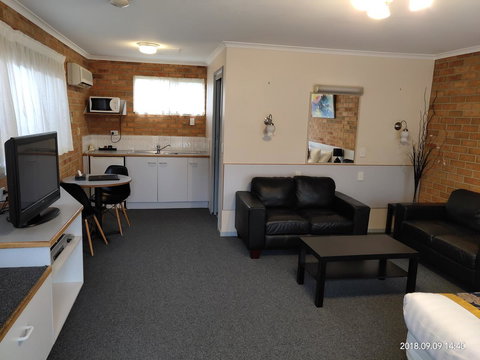 Coachman Motel And Holiday Units - Holiday Sunshine Coast 24
