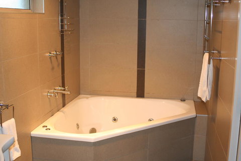 Coachman Motel And Holiday Units - Holiday Sunshine Coast 12