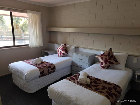 Coachman Motel And Holiday Units - Holiday Sunshine Coast 34