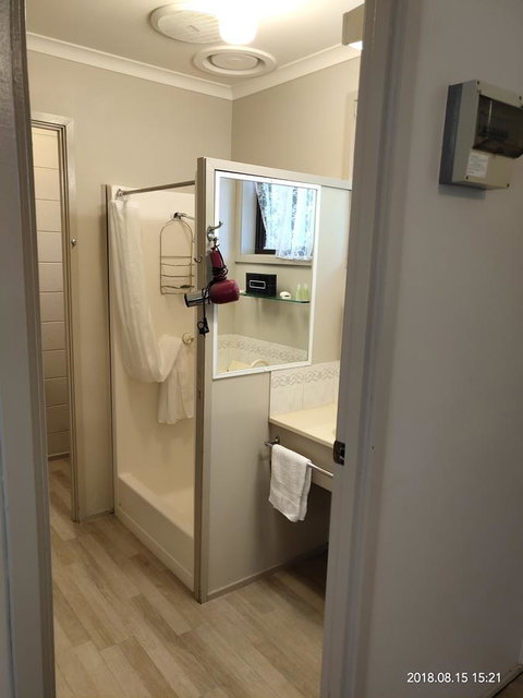 Coachman Motel And Holiday Units - Holiday Sunshine Coast 37