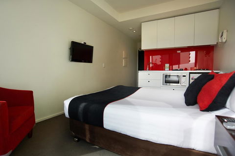 City Edge On Elizabeth Apartment Hotel - Sunshine Coast Tourism 4