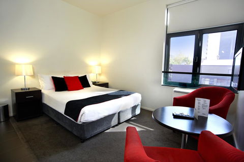 City Edge On Elizabeth Apartment Hotel - Sunshine Coast Tourism 2