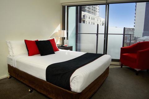 City Edge On Elizabeth Apartment Hotel - Sunshine Coast Tourism 6